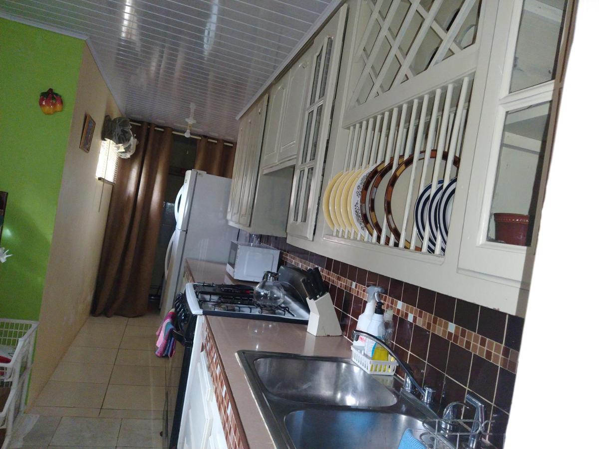 Gables Vacation Rentals With Private Gated Parking Onsite Knockpatrick المظهر الخارجي الصورة