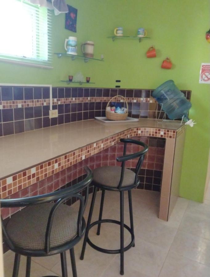 Gables Vacation Rentals With Private Gated Parking Onsite Knockpatrick المظهر الخارجي الصورة